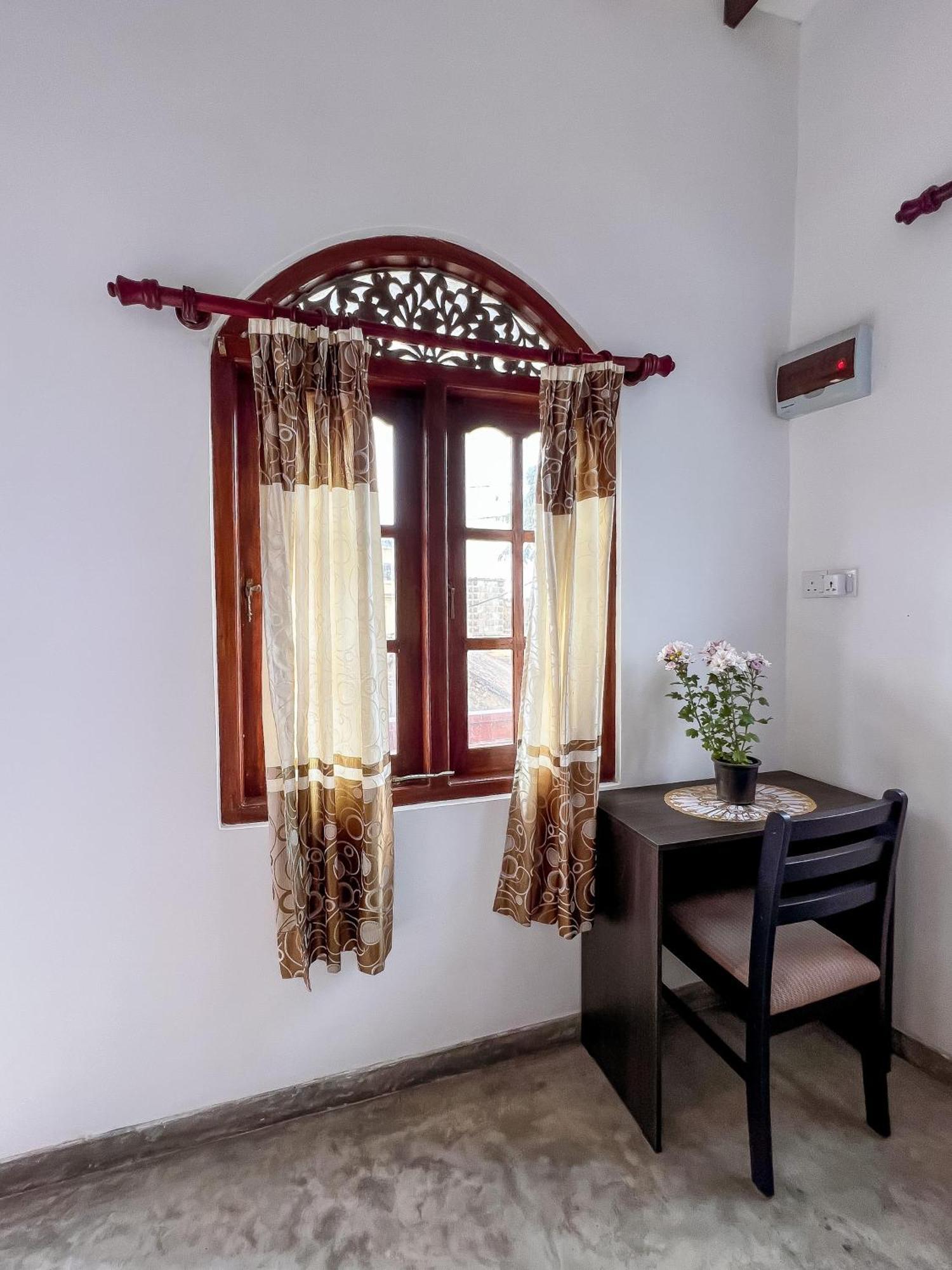 Light House View Inn - Galle Fort Bagian luar foto